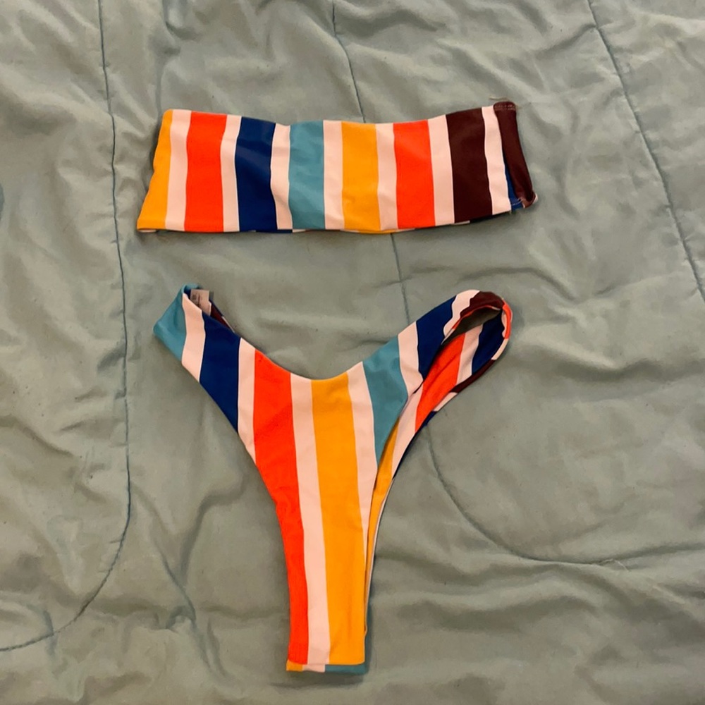 Striped bandeau bikini